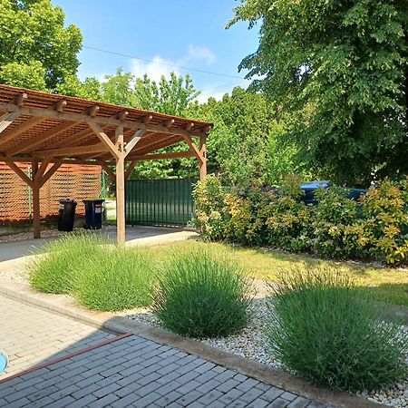 Oliva 8 Fos Balatoni Nyaralo Villa Balatonakarattya Eksteriør bilde